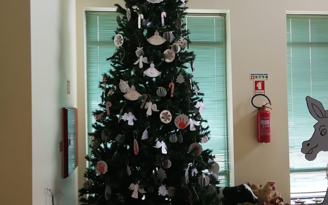 Decoração da Árvore de Natal – Jardim-de-infância | Colégio A Quinta